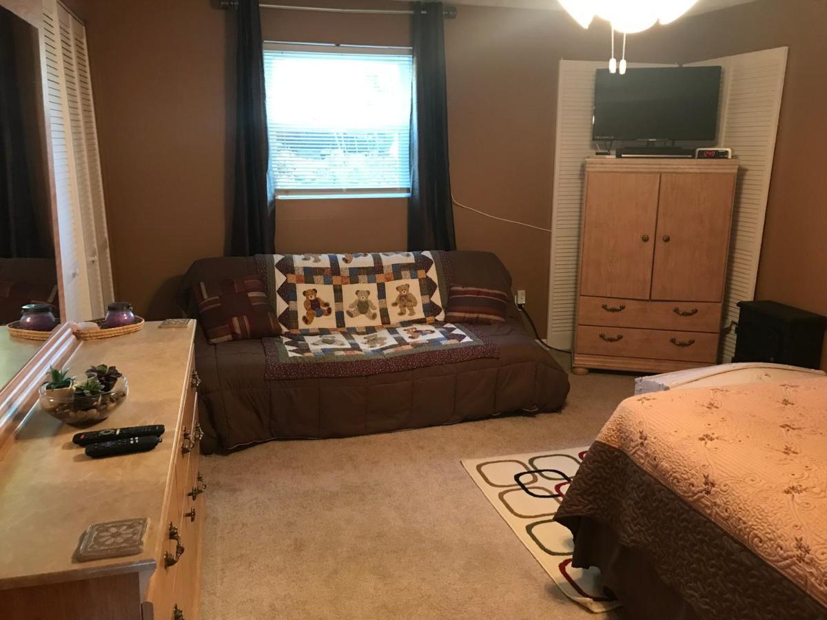 مبيت وإفطار ريتشموند Lakeshore Retreat المظهر الخارجي الصورة
