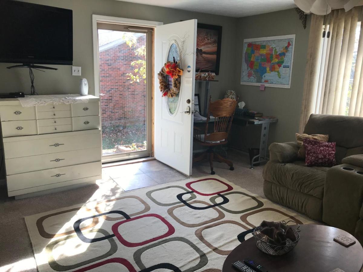 مبيت وإفطار ريتشموند Lakeshore Retreat المظهر الخارجي الصورة